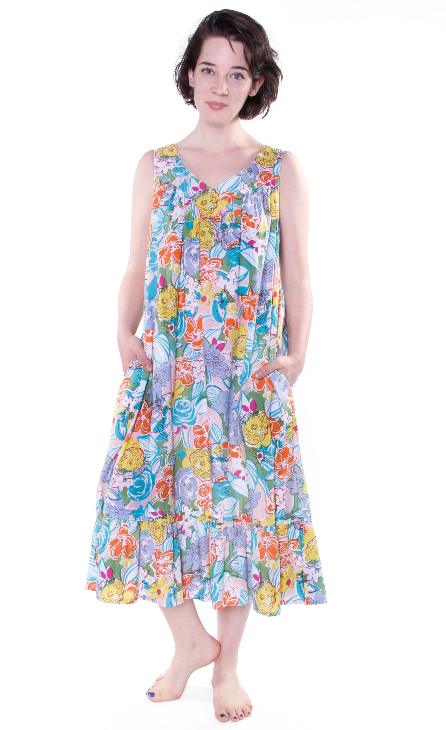 Vibrant Print Sweetheart Neck Gown with Pockets