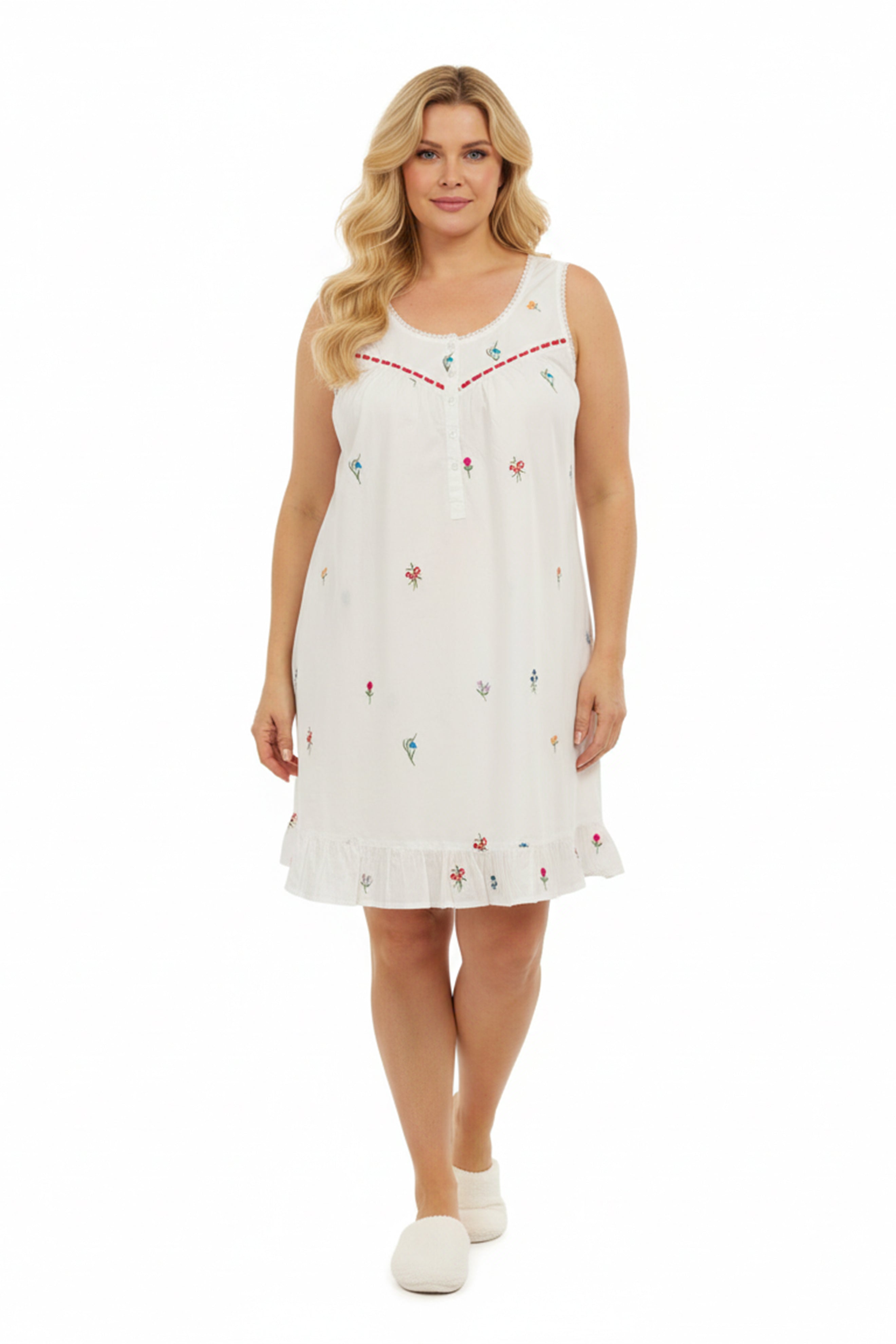 Plus Size La Cera Embroidered Flower Chemise - La Cera