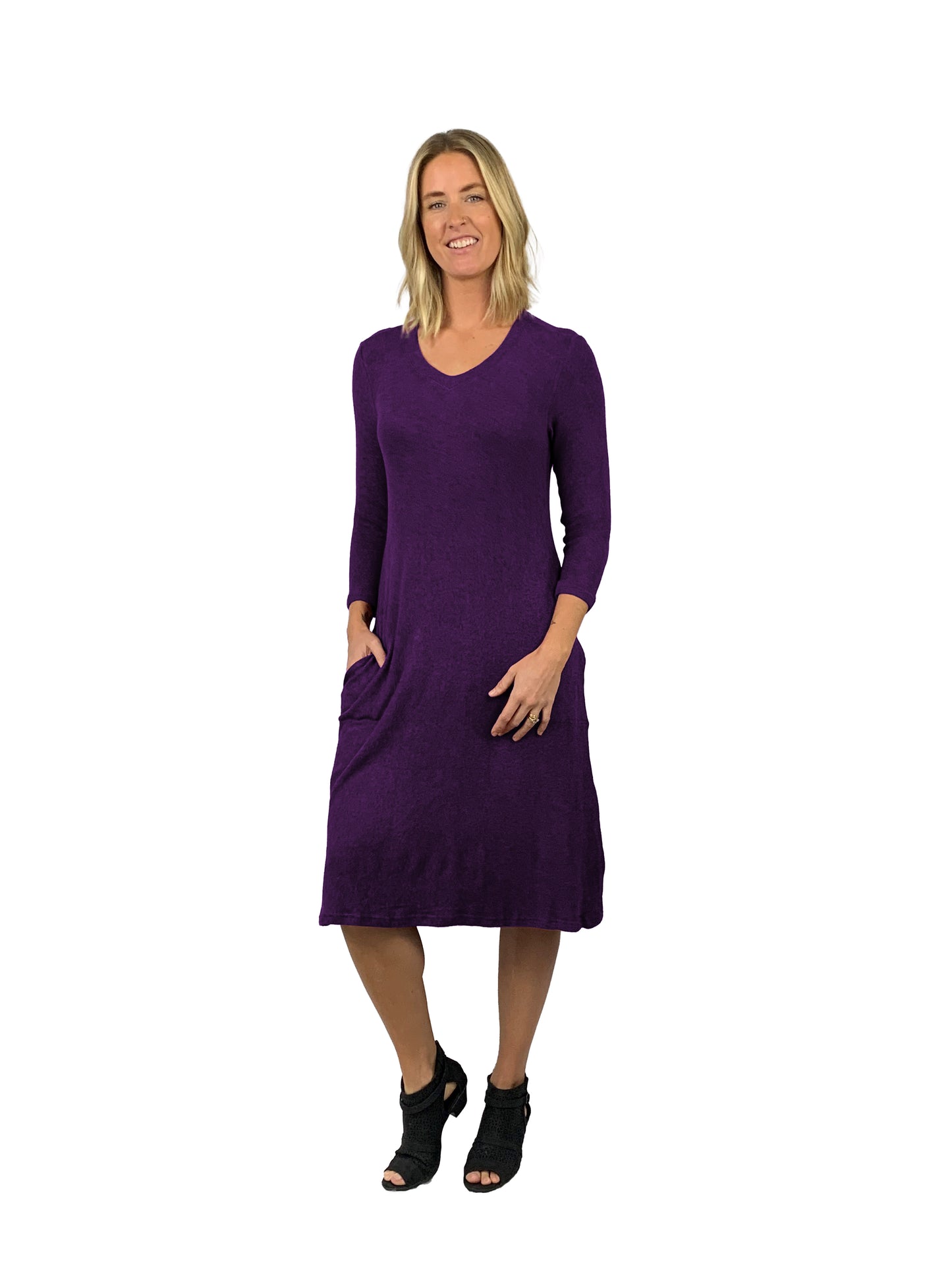Soft and Cozy Knit Go-To Dress - La Cera