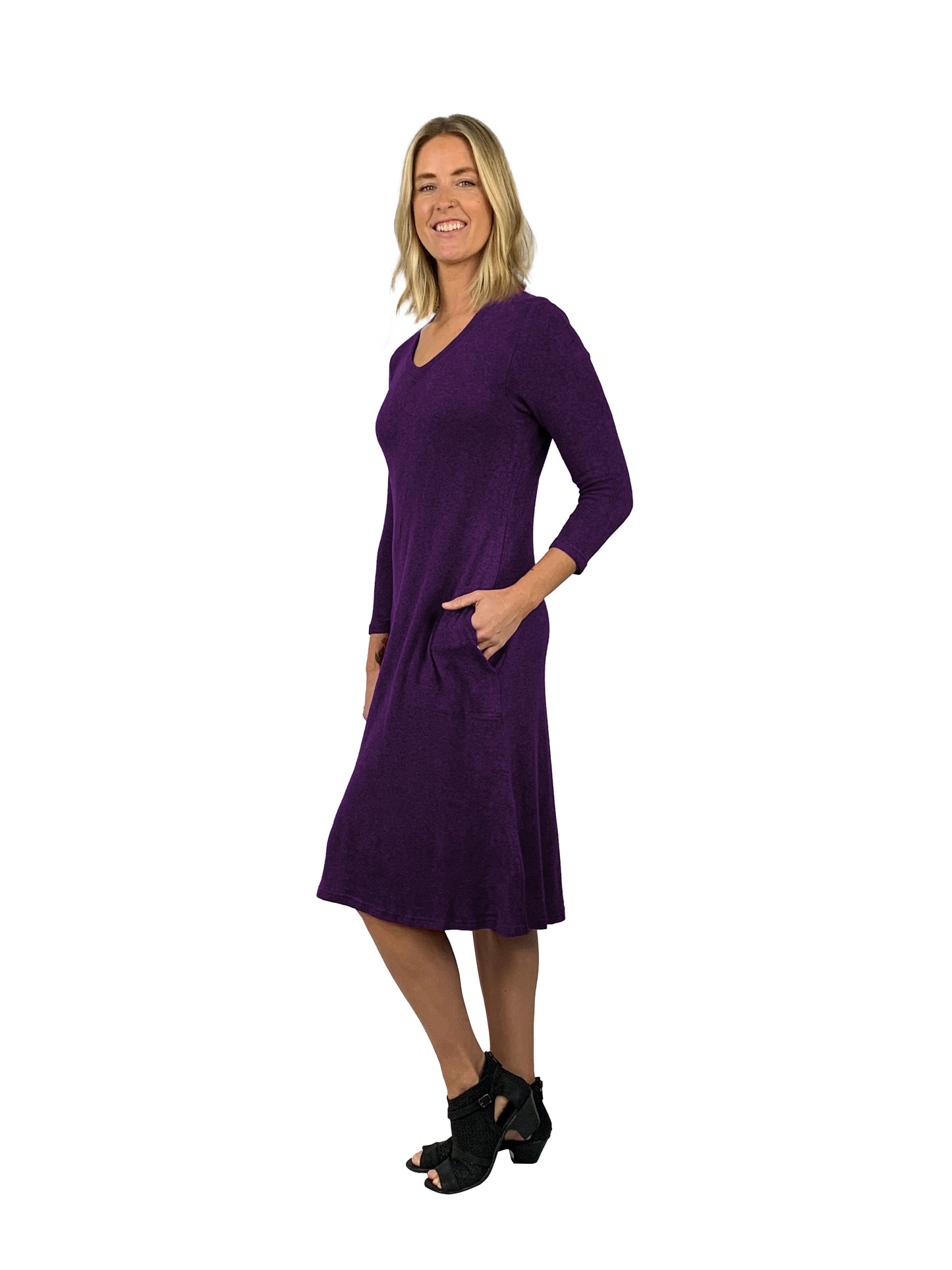 Soft and Cozy Knit Go-To Dress - La Cera