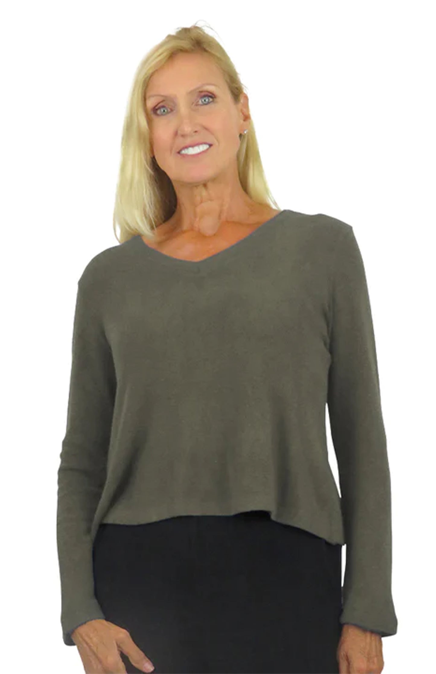 V-Neck Comfort Collection Long Sleeve Top - La Cera