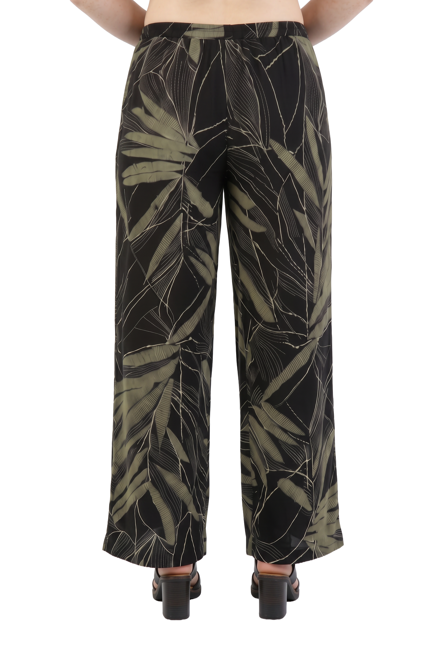 Plus Size La Cera Savannah Palm Print Cropped Pant - La Cera