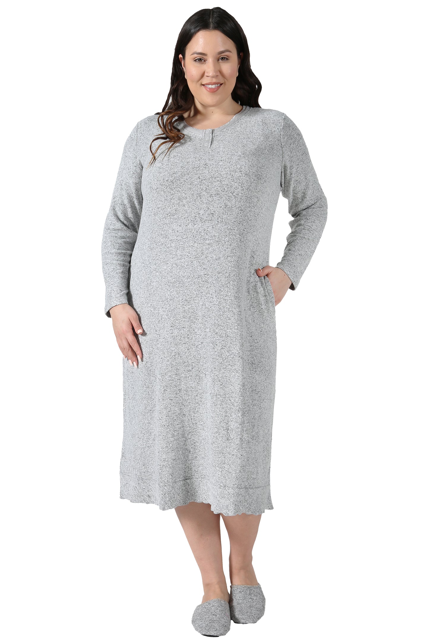 The Comfort Collection Plus Size Snap Gown - La Cera