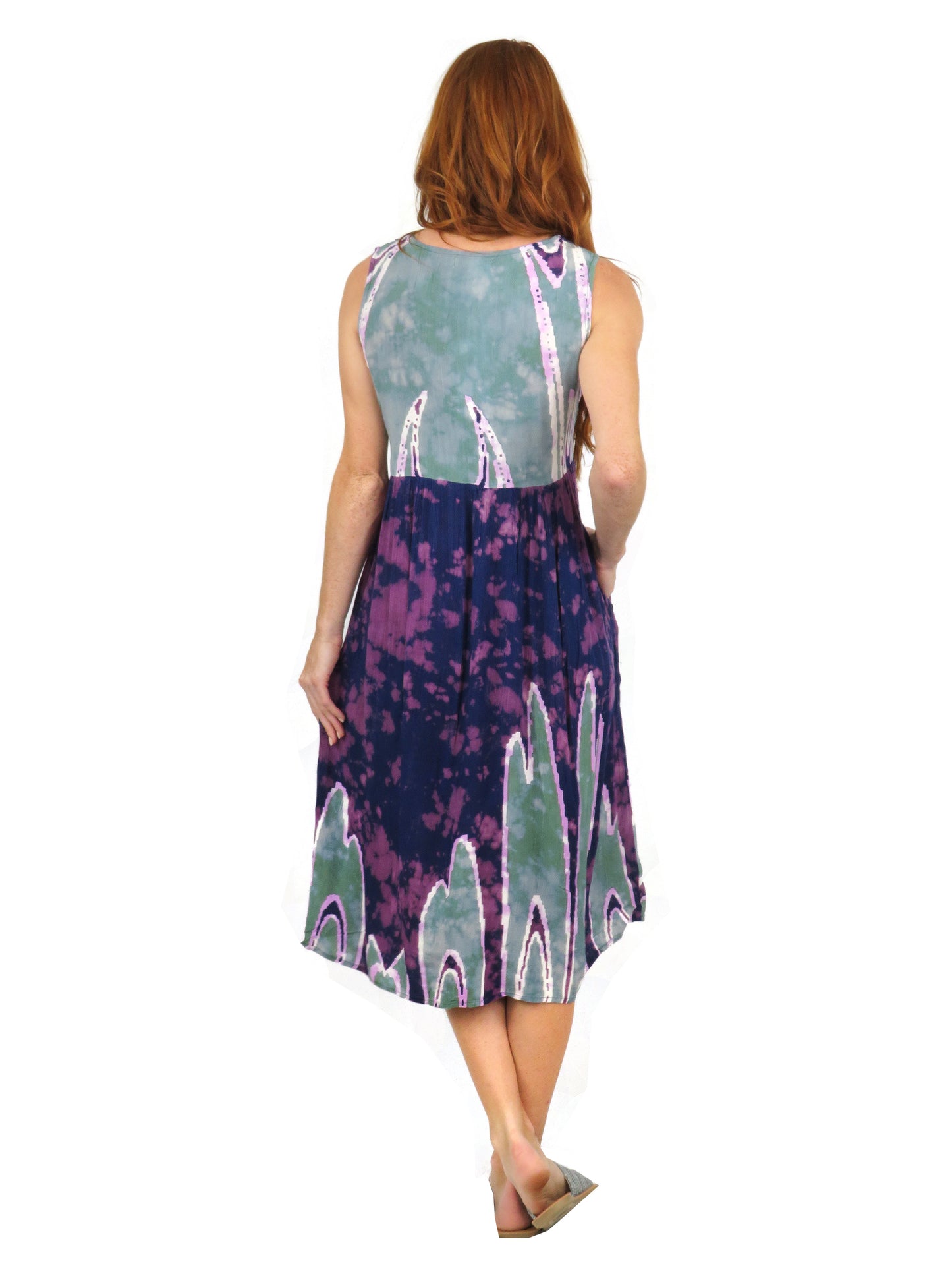 Vestido de cintura imperio con estampado abstracto de Celedon morado