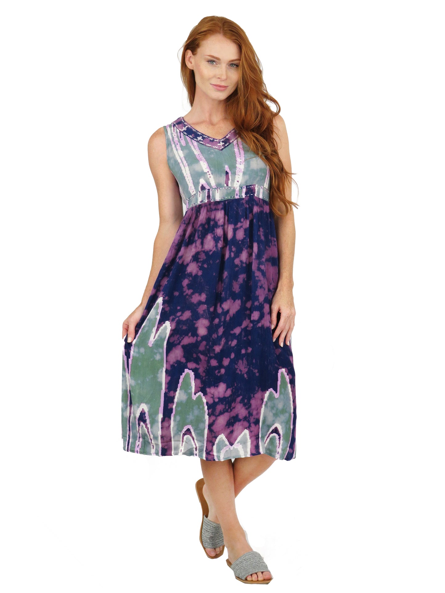 Vestido de cintura imperio con estampado abstracto de Celedon morado