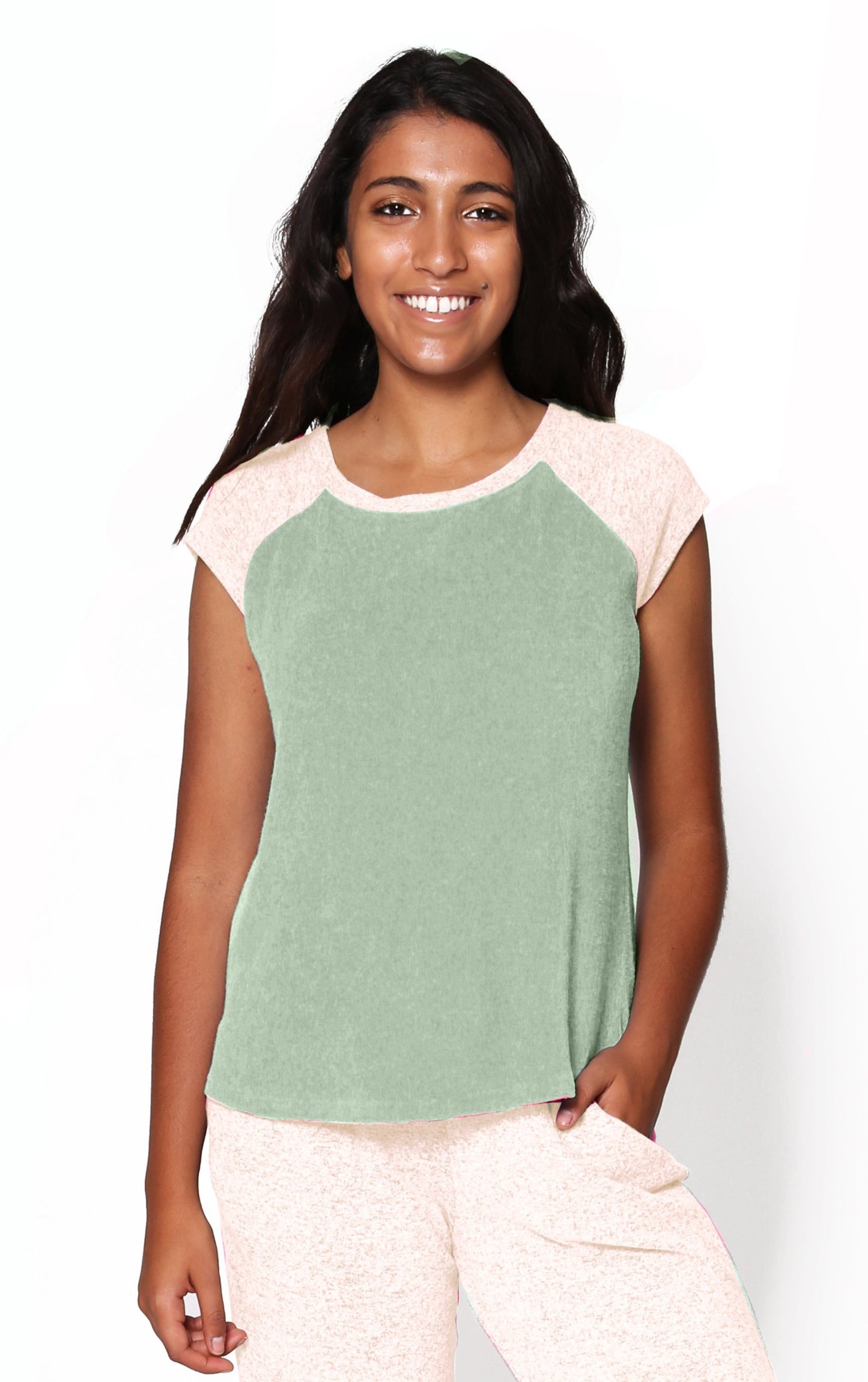 Camiseta de dos tonos de The Comfort Collection