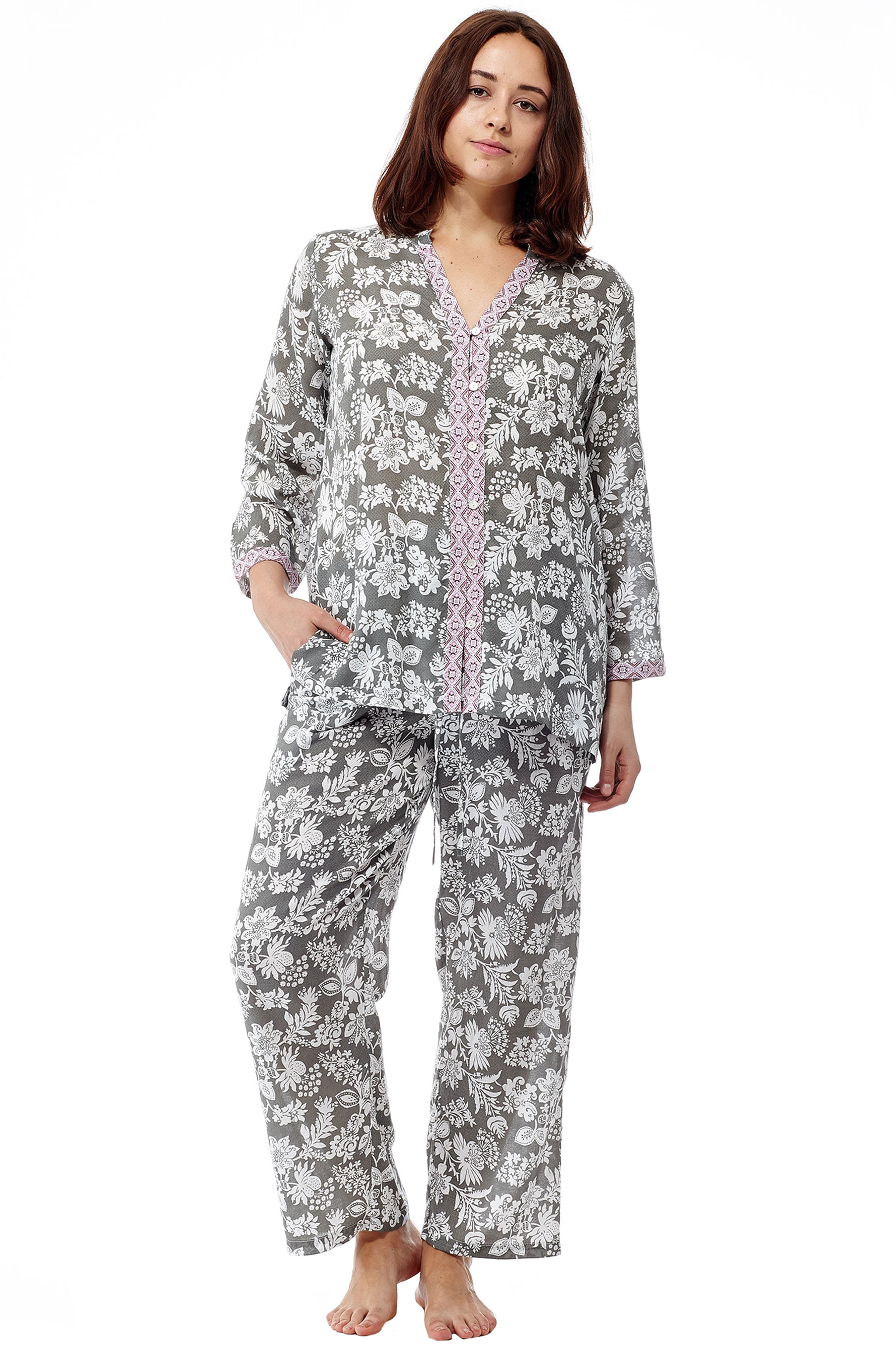 Rayon Sage Floral Pajamas - La Cera